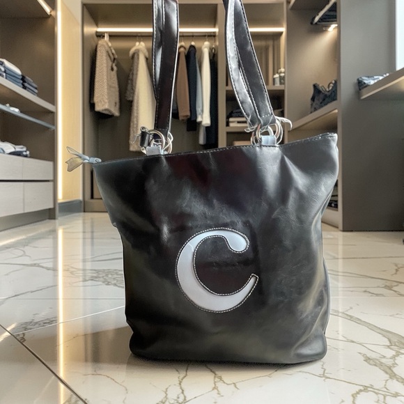 The O Boutique Handbags - The O Boutique Black Leather Tote with White C Applique